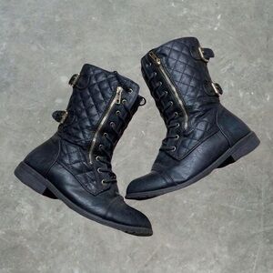 Forever Zip Up Ankle Biker Boots Womens Size 8.5 Black